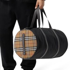 Burberry large barrel holdall vintage check nylon mix